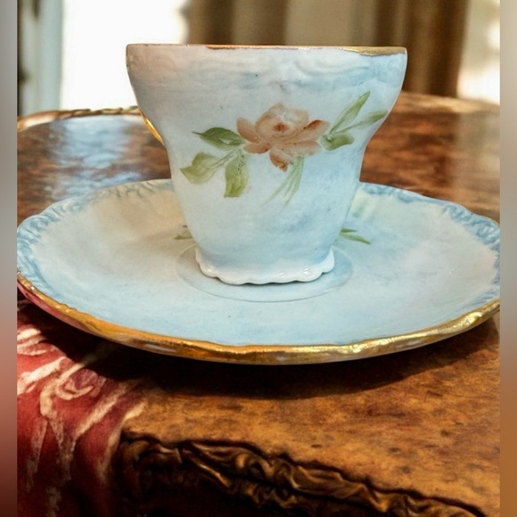Vintage Japan Hand Painted Porcelain Teacup and Saucer - Picture 11 of 12
